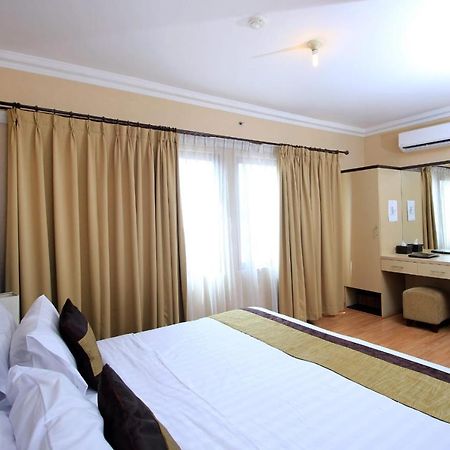 Grand Setiabudi Hotel Бандунг Екстериор снимка