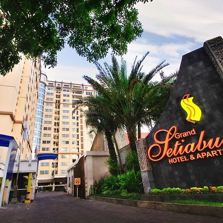 Grand Setiabudi Hotel Бандунг Екстериор снимка
