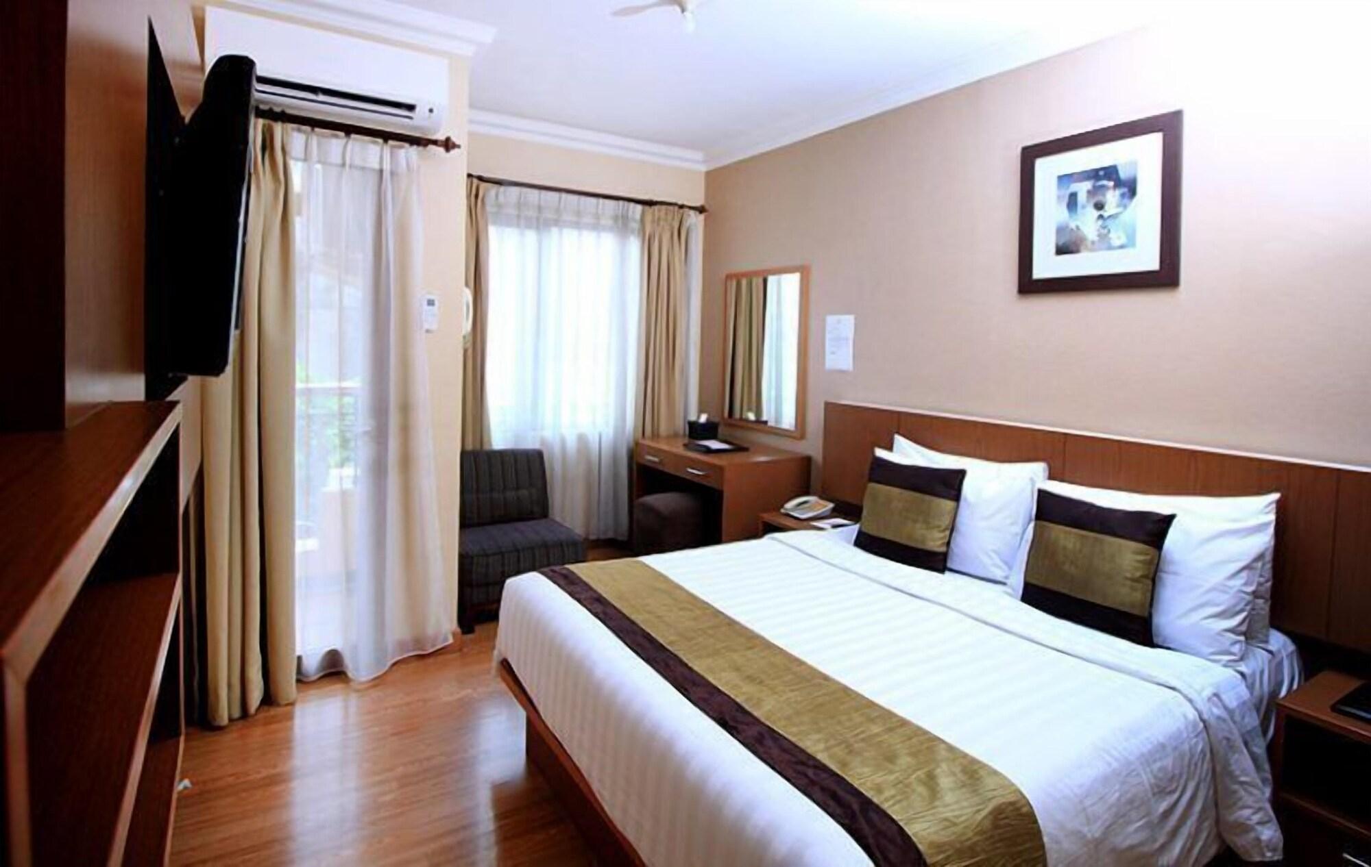 Grand Setiabudi Hotel Бандунг Екстериор снимка