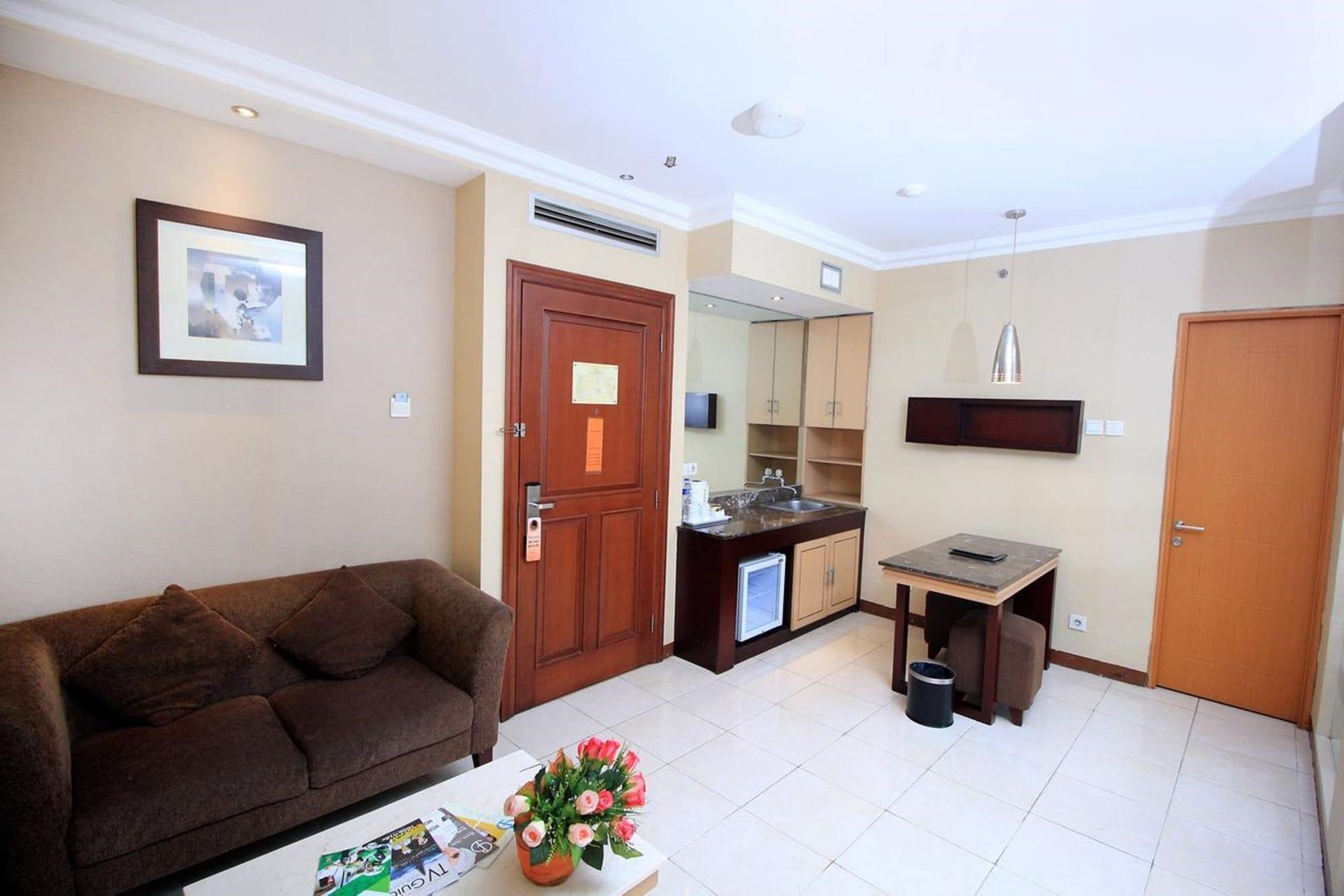 Grand Setiabudi Hotel Бандунг Екстериор снимка