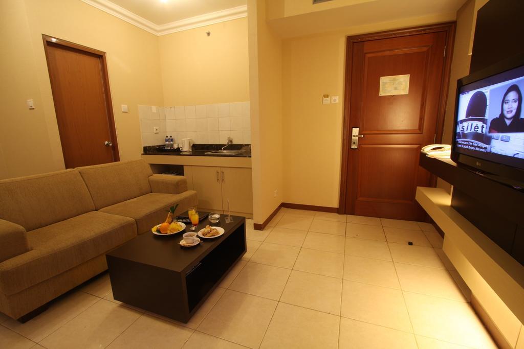 Grand Setiabudi Hotel Бандунг Екстериор снимка