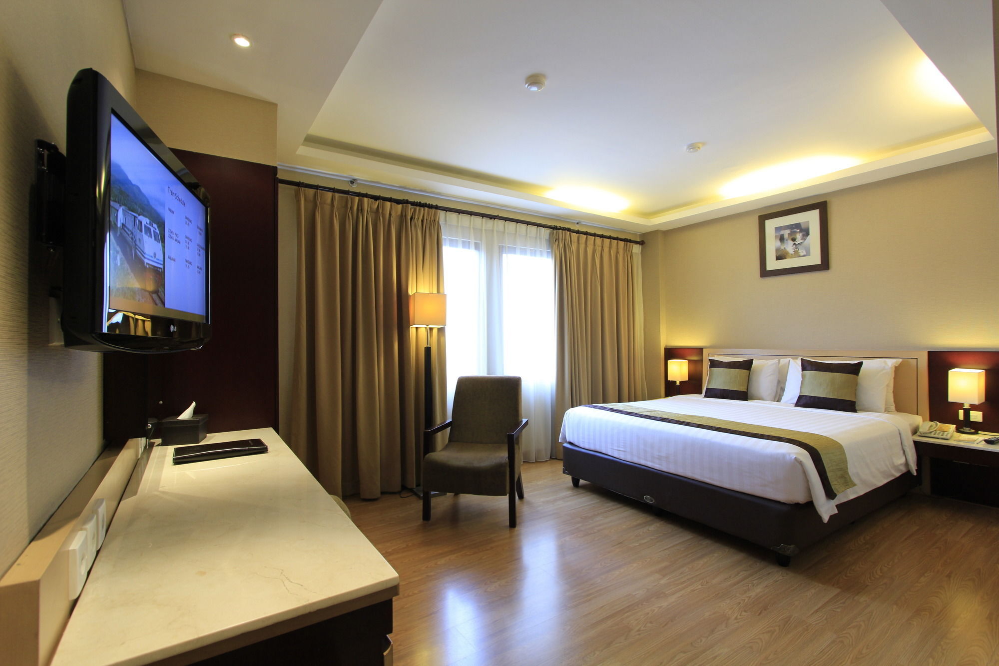 Grand Setiabudi Hotel Бандунг Екстериор снимка