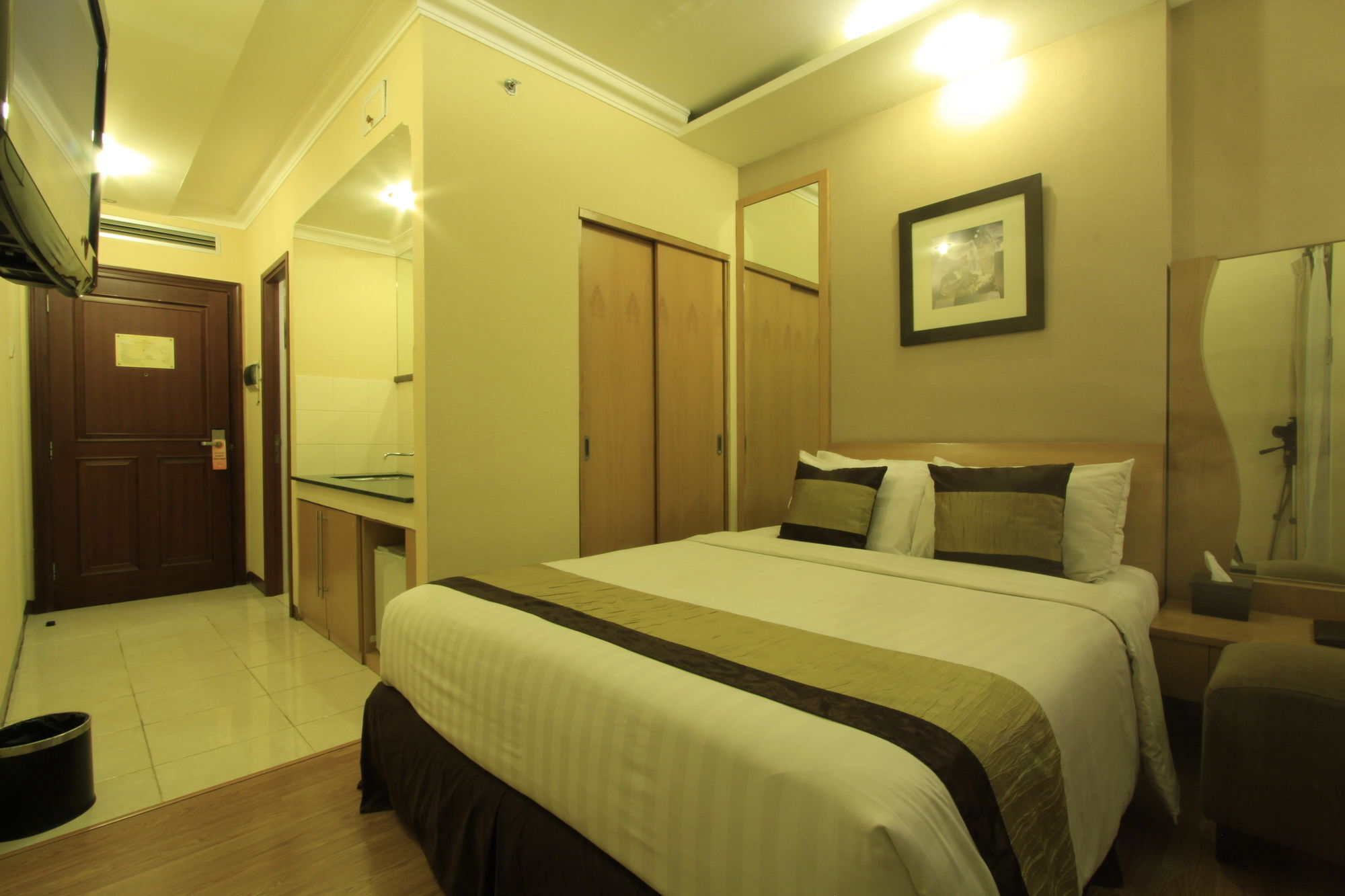 Grand Setiabudi Hotel Бандунг Екстериор снимка